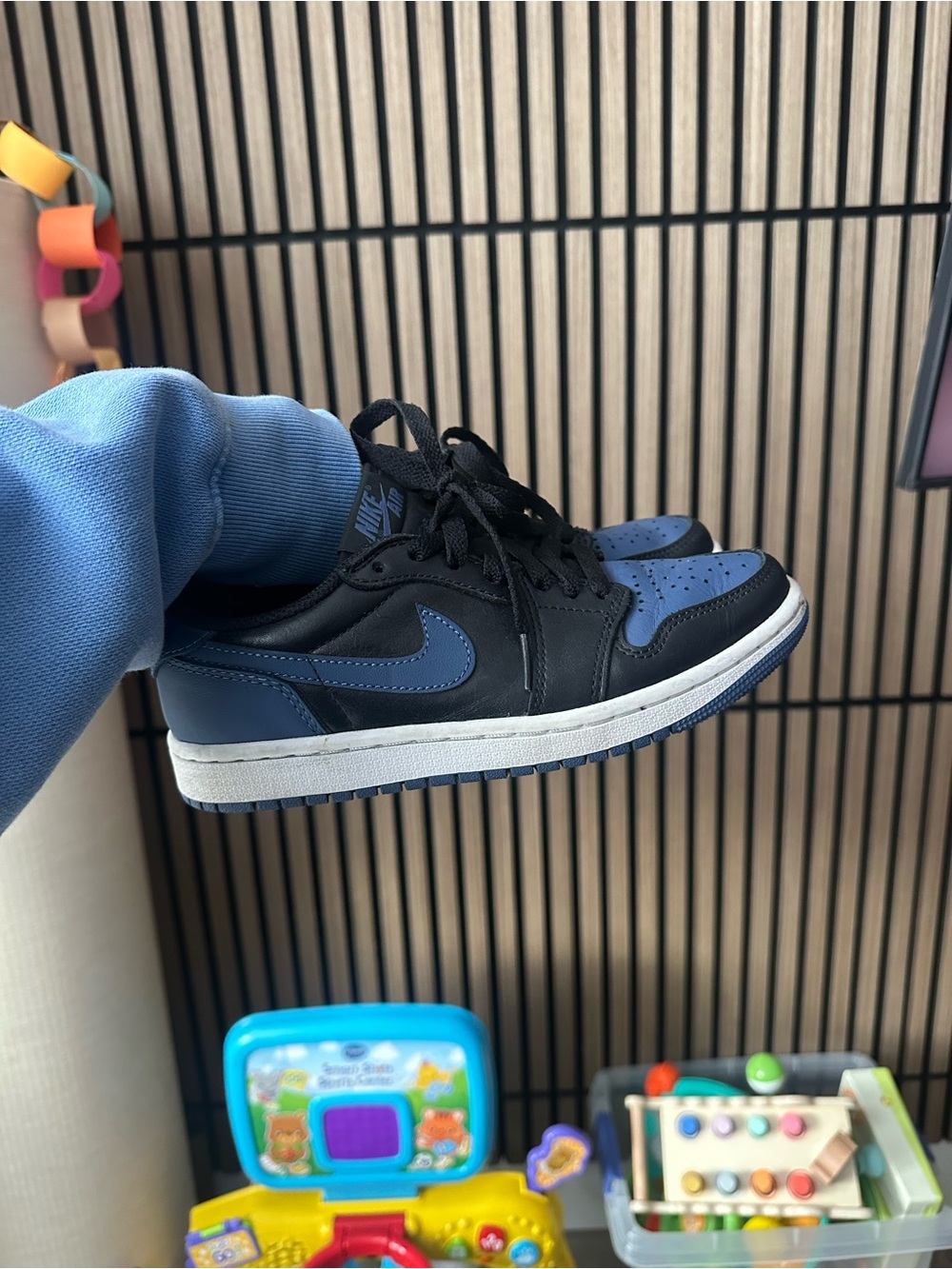 Air Jordan 1 Low ‘Mystic Navy’